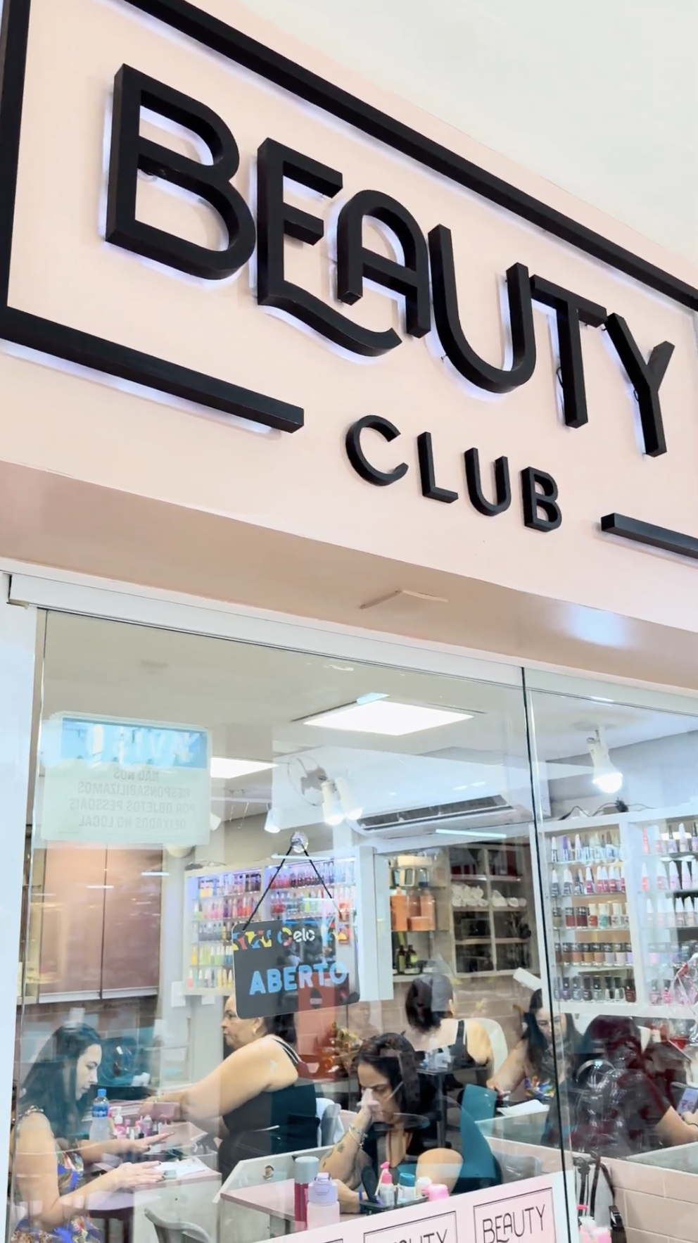 Fachada do Beauty Club Santos